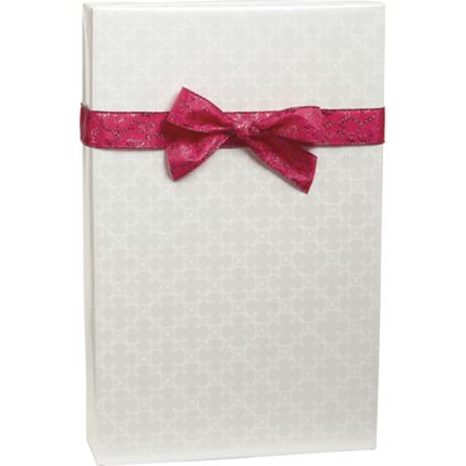Quatrefoil Gift Wrap, 24" x 417'